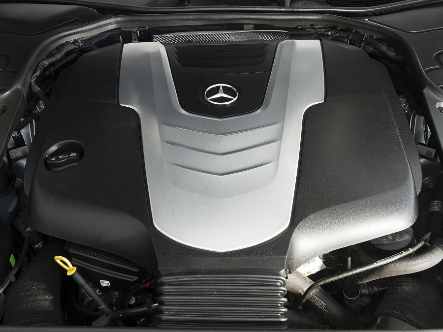  Mercedes-Benz S350 BlueTec 2013 года  (UK) (фото 6 из 13)
